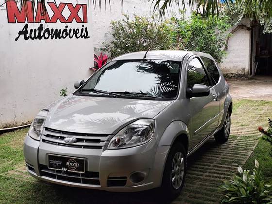 FORD KA 1.0 MPI 8V FLEX 2P MANUAL FORD KA 1.0 MPI 8V FLEX 2P MANUAL